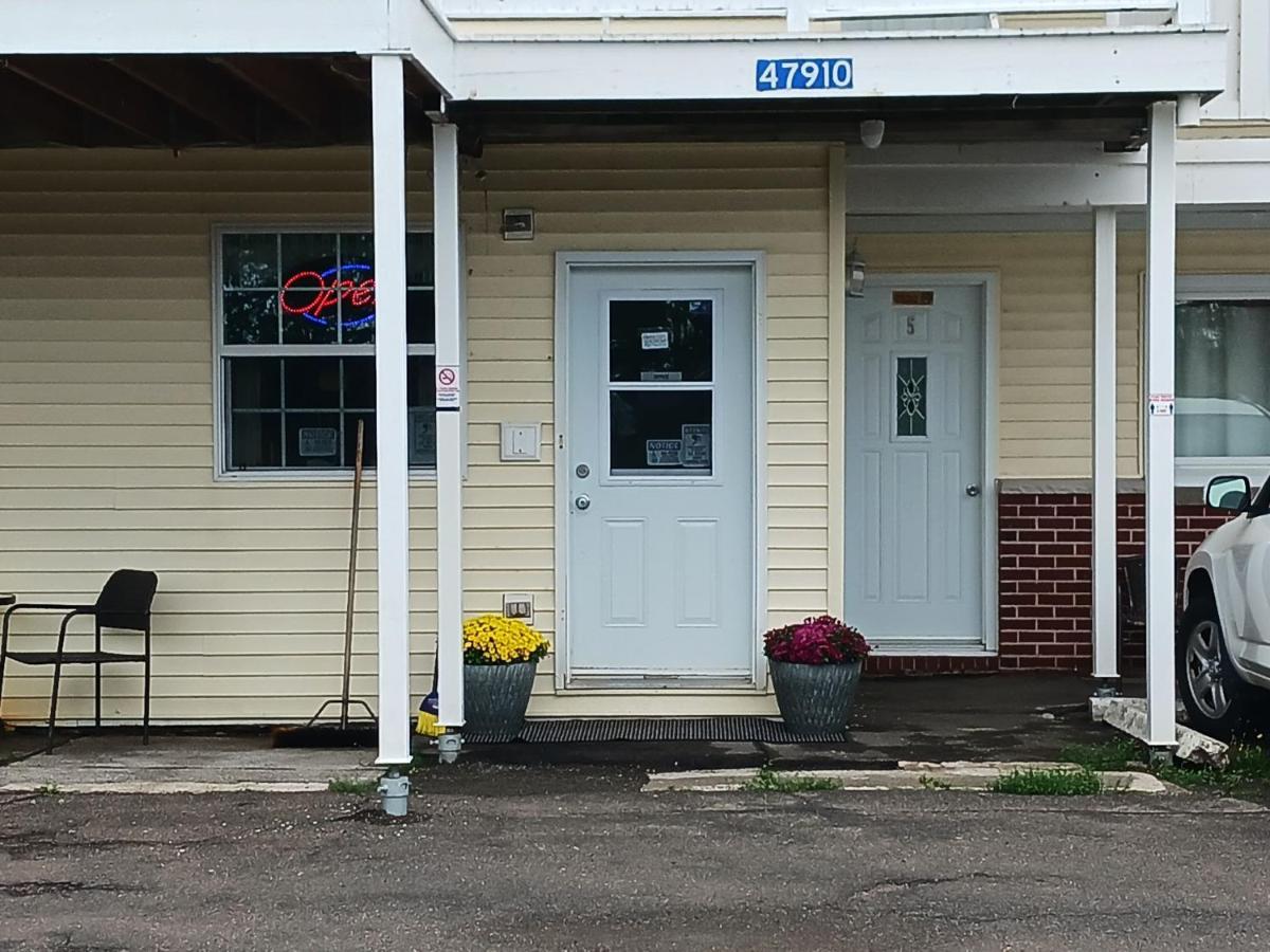 Scenic Motel Moncton Exterior photo